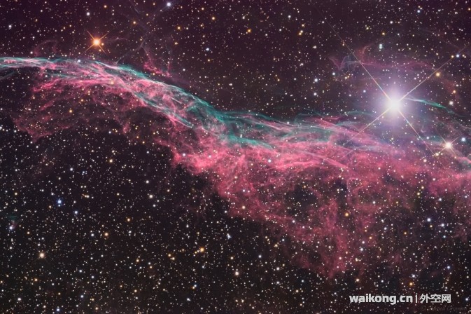 The-Witchs-Broom-Nebula-673x448.jpg