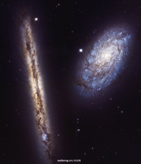 NGC 4302与NGC 4298