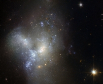 哈勃星系合并视图在波江座