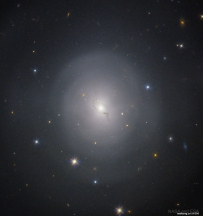 NGC 4993：历史性爆炸事件的寄主星系