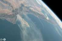 从国际空间站看野火景象罕见 从太空看美国灾难 震撼眼球！