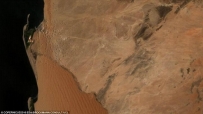 7000多张卫星图像合成一张高清非洲大陆地图