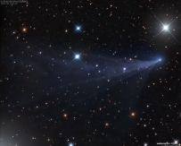 蓝色的泛星彗星